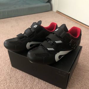 Size 9 Peloton Cycle Shoes